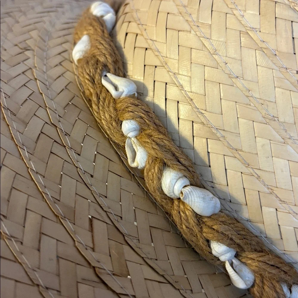 Wide Brim Straw Hat Tan With Rope Seashell Detail OS